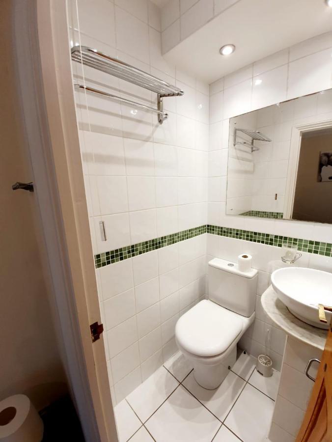 Chelmsford Centre House Apartment Bagian luar foto