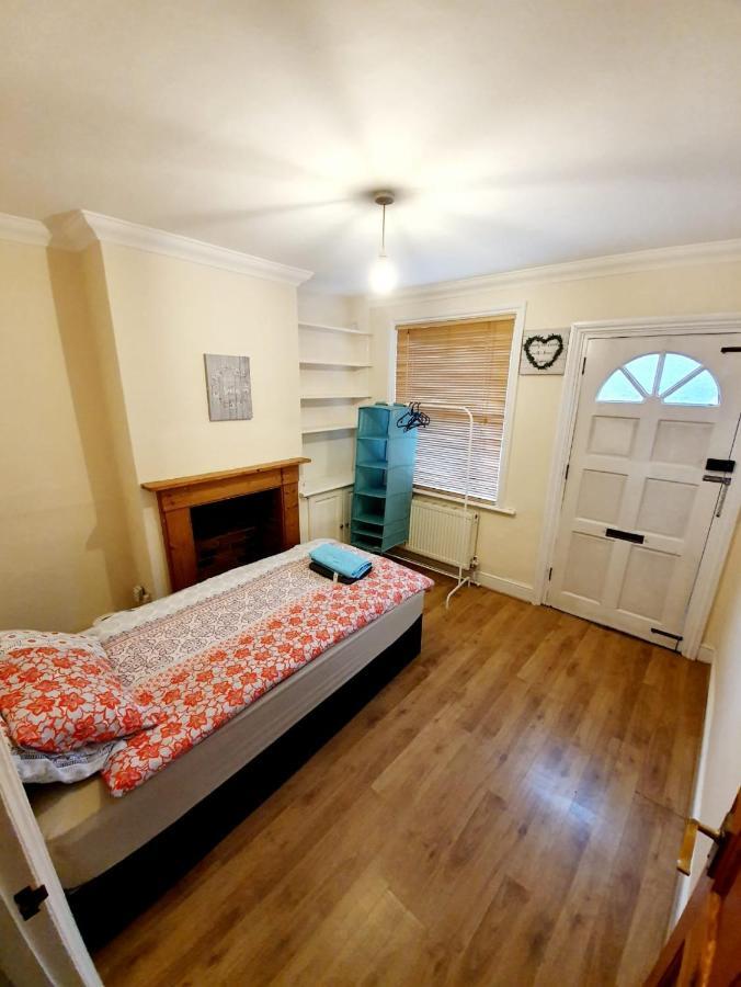 Chelmsford Centre House Apartment Bagian luar foto